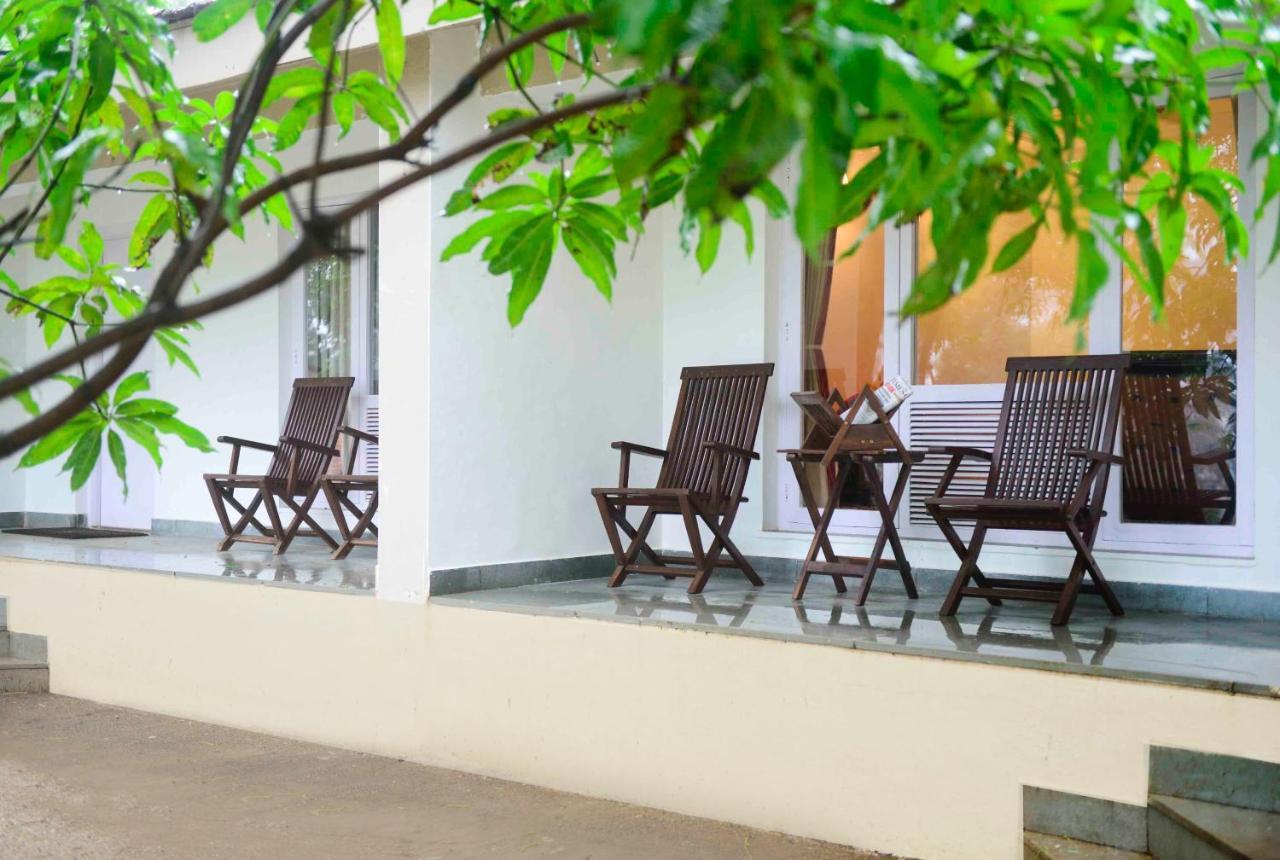 Manas Resort With Petting Zoo, Igatpuri Buitenkant foto