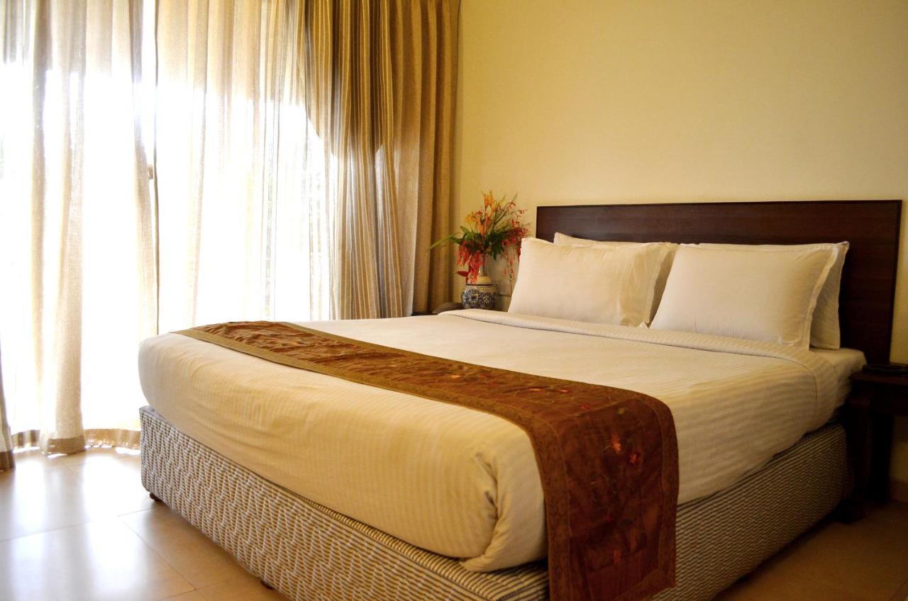 Manas Resort With Petting Zoo, Igatpuri Buitenkant foto