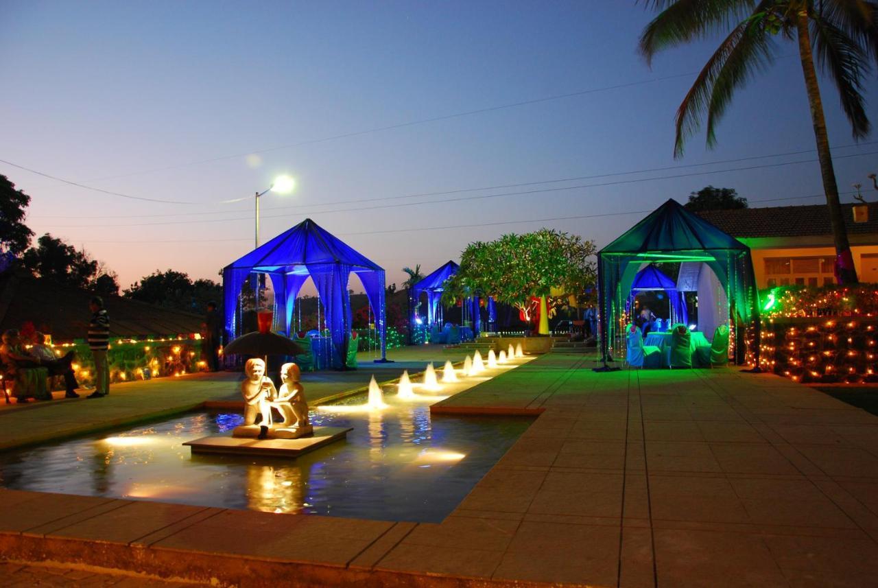 Manas Resort With Petting Zoo, Igatpuri Buitenkant foto
