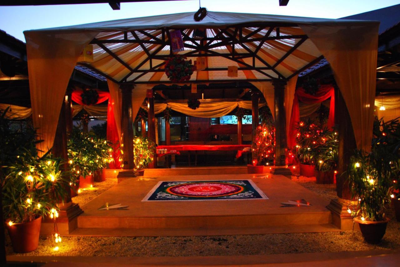 Manas Resort With Petting Zoo, Igatpuri Buitenkant foto