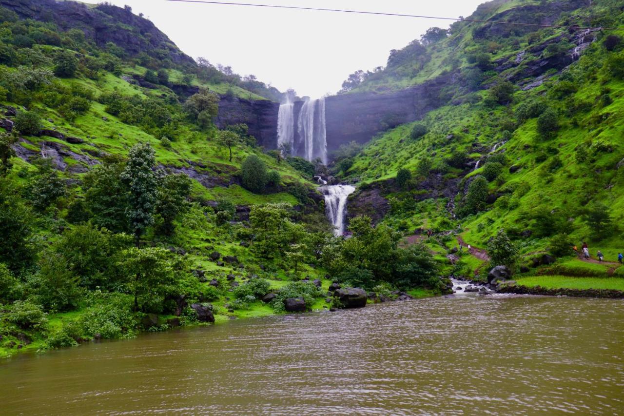 Manas Resort With Petting Zoo, Igatpuri Buitenkant foto