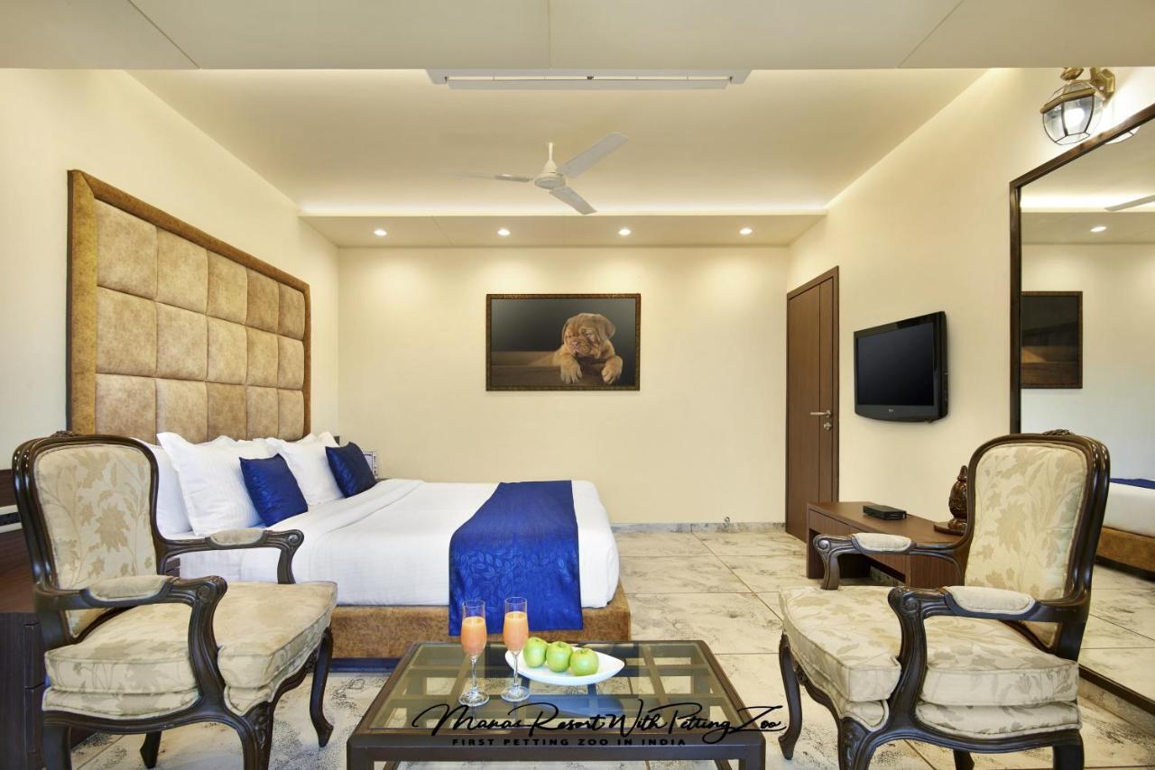 Manas Resort With Petting Zoo, Igatpuri Buitenkant foto
